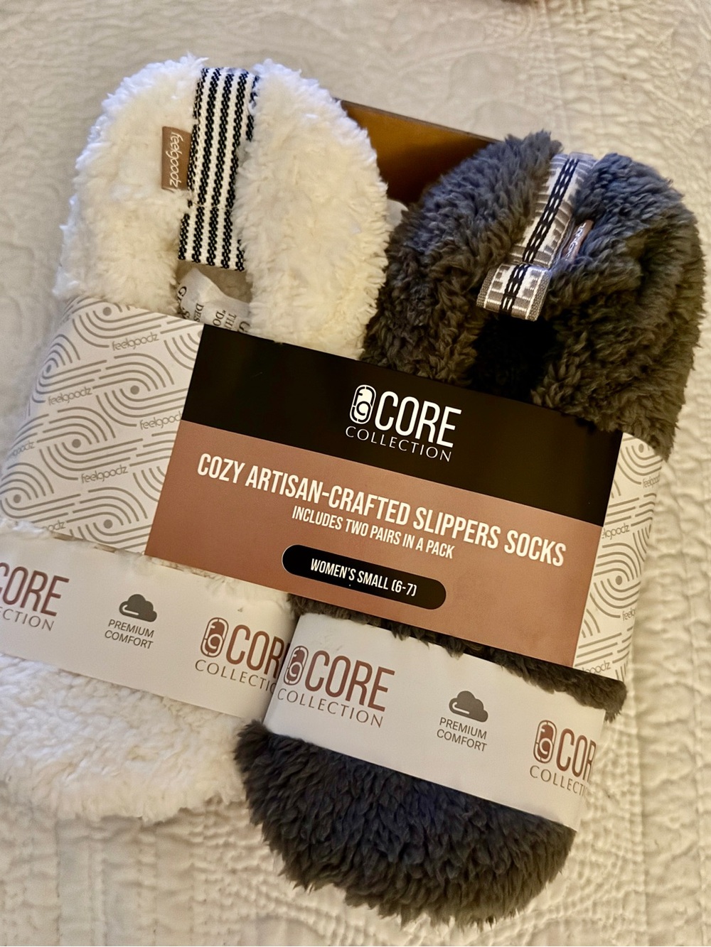 Feelgoodz CORE Collection artisian crafted slipper socks Bundle🍁